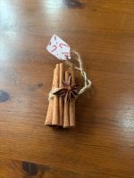 Cinnamon Firewood w/Star