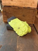 Mittens – gray/green