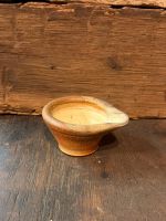 Dish with pour spout