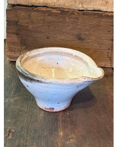 Dish with pour spout